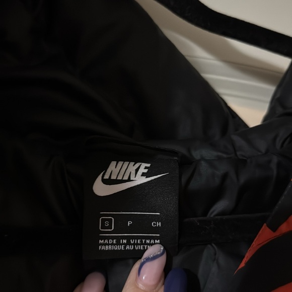 Nike jacket - Picture 4 of 8